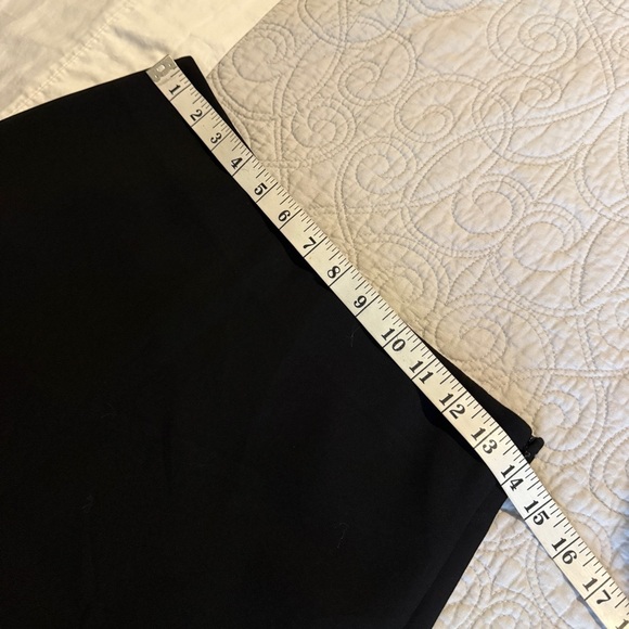 Diane Von Furstenberg Classic Black Pencil Skirt - Picture 6 of 12